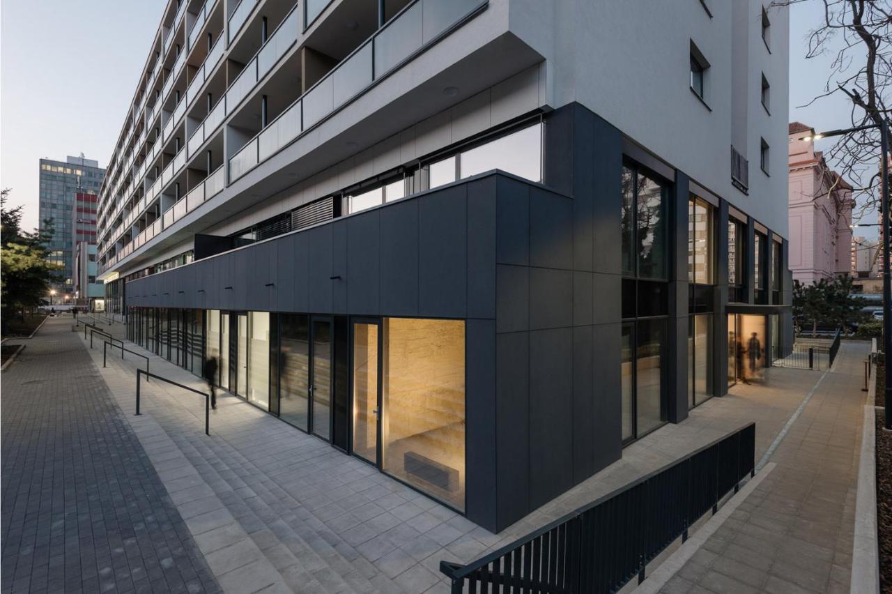 Central Point By Zoom Apartments Bratislava Eksteriør billede