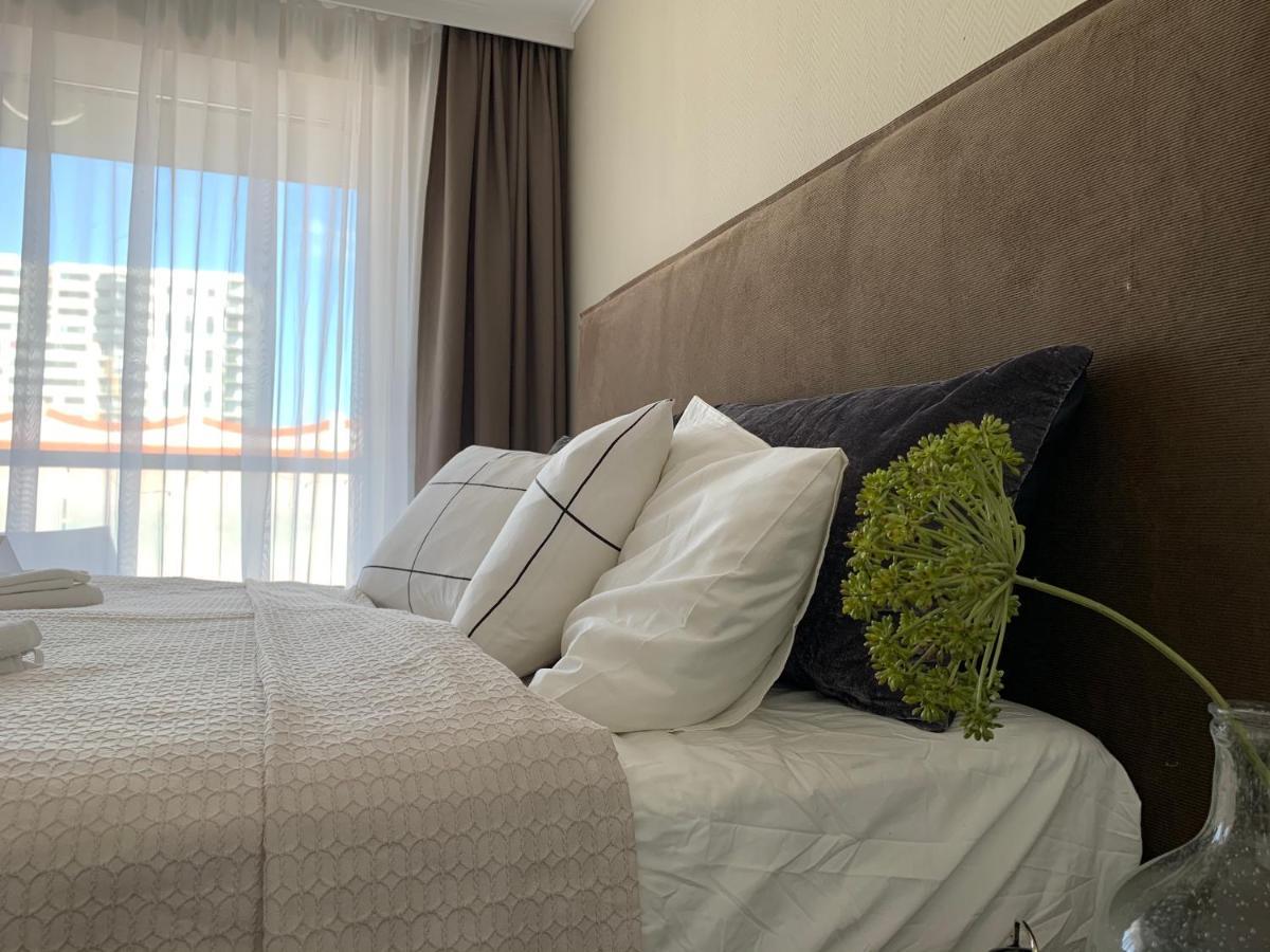 Central Point By Zoom Apartments Bratislava Eksteriør billede