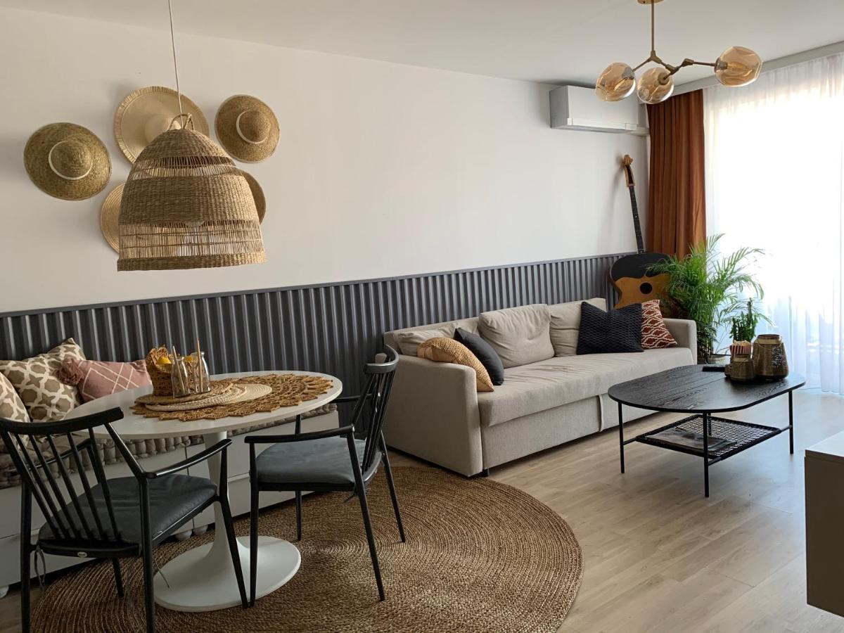 Central Point By Zoom Apartments Bratislava Eksteriør billede