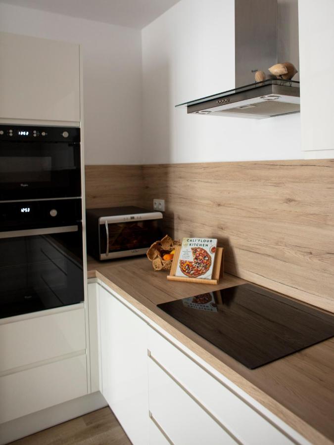 Central Point By Zoom Apartments Bratislava Eksteriør billede